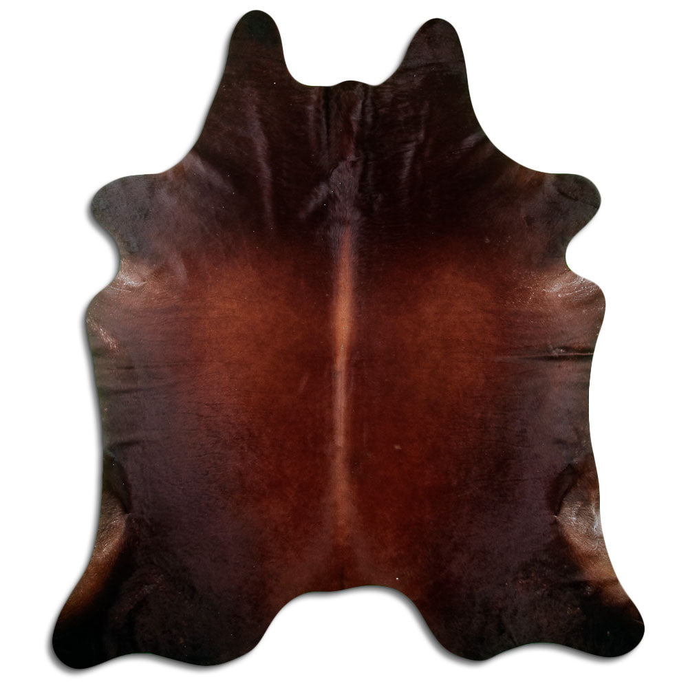 Peau de vache marron d’environ 220 × 200 cm, vue de dessus : exactement la peau que vous recevez
