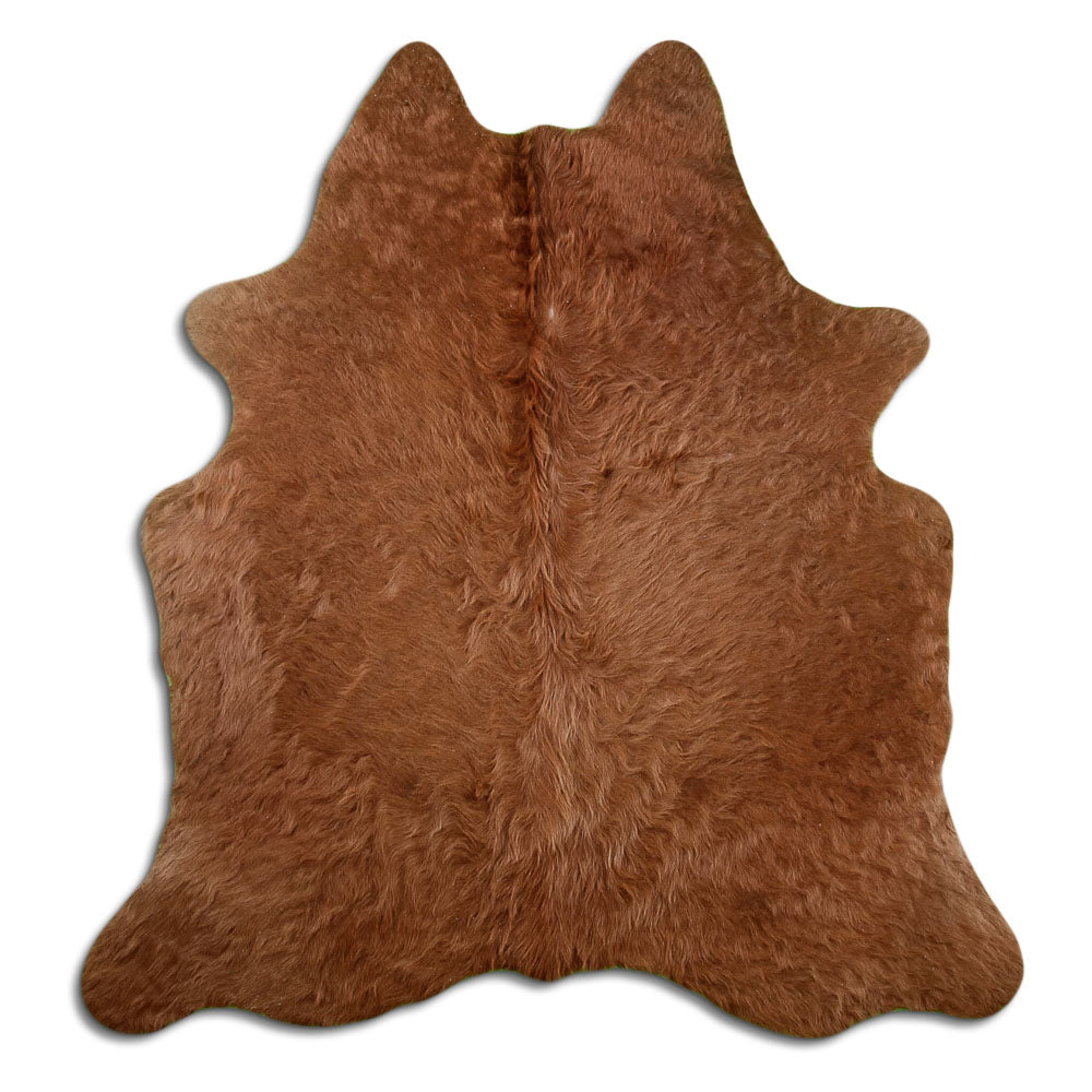 Peau de vache marron d’environ 180 × 170 cm, vue de dessus : exactement la peau que vous recevez