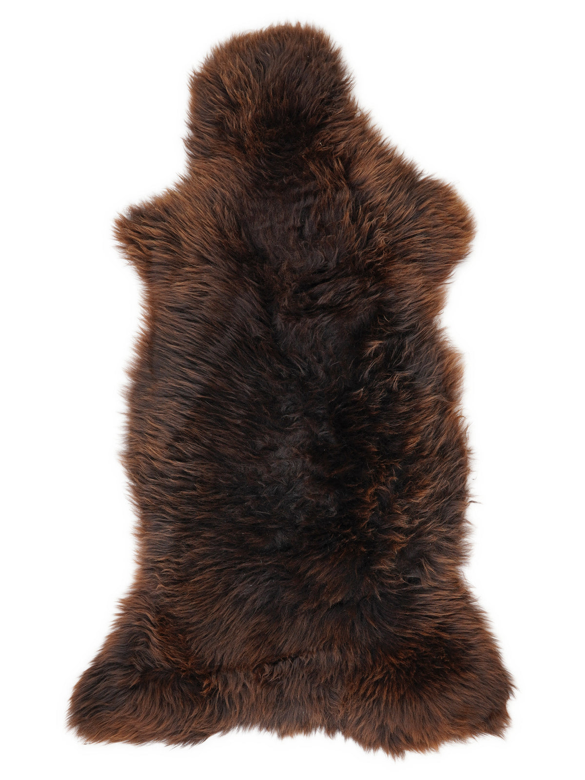 Peau de mouton marron d’environ 135 × 60 cm, vue de dessus : exactement la peau que vous recevez