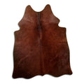 Peau de vache marron d’environ 170 × 140 cm, vue de dessus : exactement la peau que vous recevez
