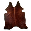 Peau de vache marron d’environ 180 × 150 cm, vue de dessus : exactement la peau que vous recevez