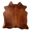 Peau de vache marron d’environ 170 × 160 cm, vue de dessus : exactement la peau que vous recevez
