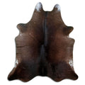 Peau de vache marron d’environ 210 × 180 cm, vue de dessus : exactement la peau que vous recevez