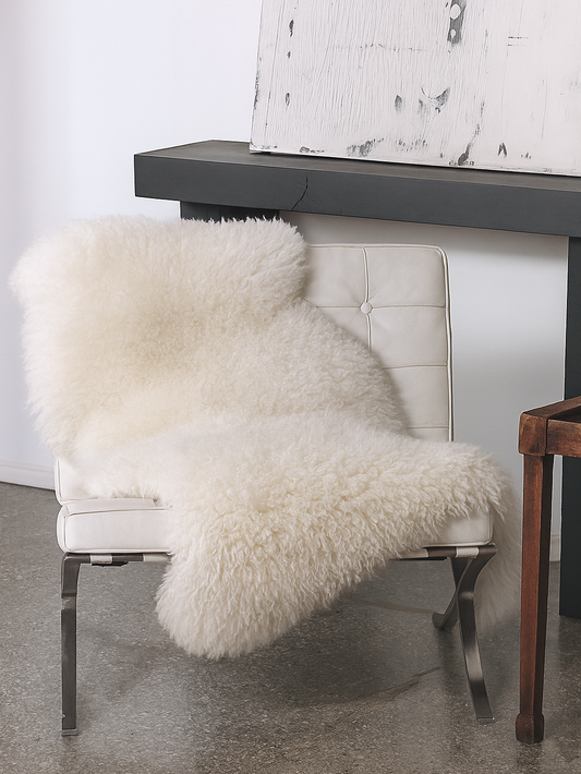peau de mouton blanche bouclée