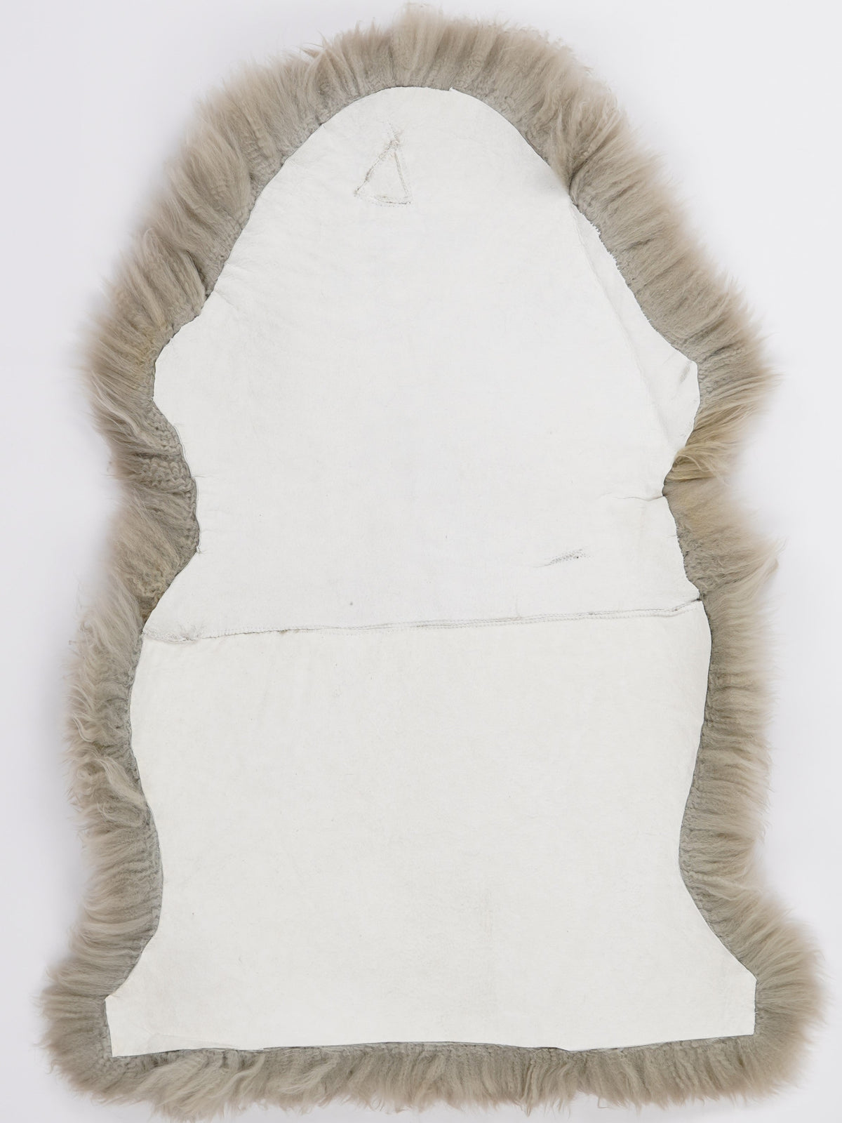 Peau de mouton teintée Taupe