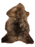 Peau de mouton multicolore britannique d’environ 105 × 60 cm, vue de dessus : exactement la peau que vous recevez