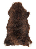 Peau de mouton marron d’environ 130 × 65 cm, vue de dessus : exactement la peau que vous recevez