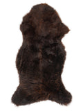Peau de mouton marron d’environ 125 × 60 cm, vue de dessus : exactement la peau que vous recevez