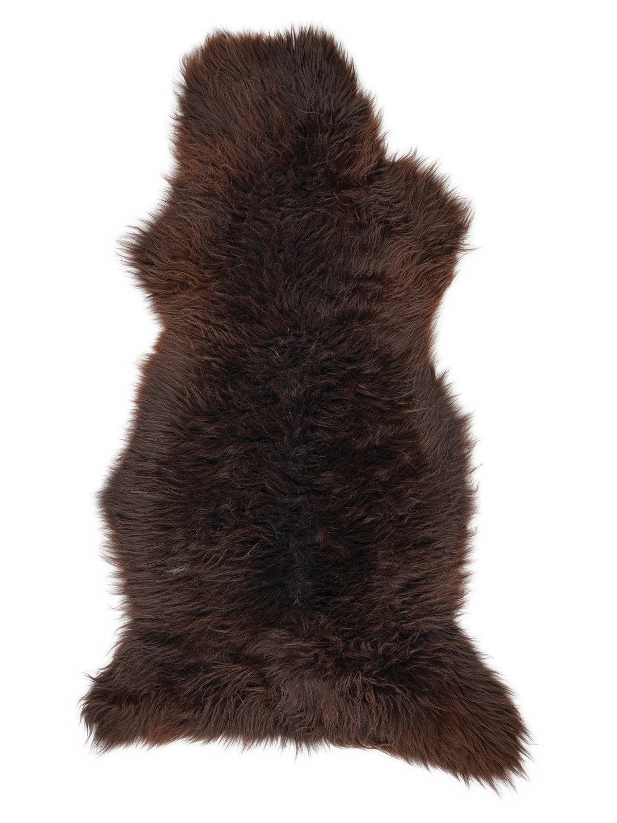 Peau de mouton marron d’environ 145 × 65 cm, vue de dessus : exactement la peau que vous recevez