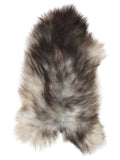 Peau de mouton islandaise grise d’environ 130 × 65 cm, vue de dessus : exactement la peau que vous recevez