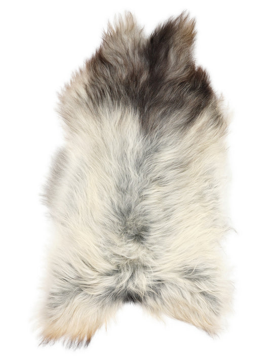 Peau de mouton islandaise grise d’environ 120 × 70 cm, vue de dessus : exactement la peau que vous recevez