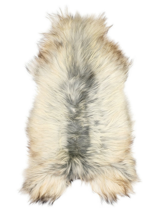 Peau de mouton islandaise grise d’environ 120 × 65 cm, vue de dessus : exactement la peau que vous recevez
