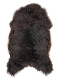 Peau de mouton islandaise multicolore d’environ 110 × 75 cm, vue de dessus : exactement la peau que vous recevez