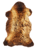Peau de mouton multicolore britannique d’environ 115 × 60 cm, vue de dessus : exactement la peau que vous recevez
