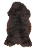 Peau de mouton multicolore britannique d’environ 110 × 60 cm, vue de dessus : exactement la peau que vous recevez