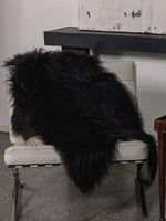 Peau de mouton islandaise noire