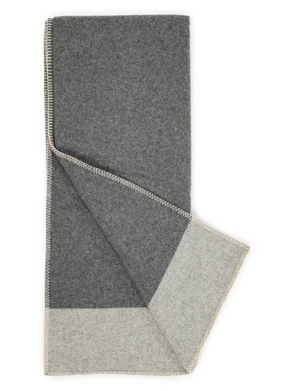 Couverture « Hytte », Gris foncé, déplié