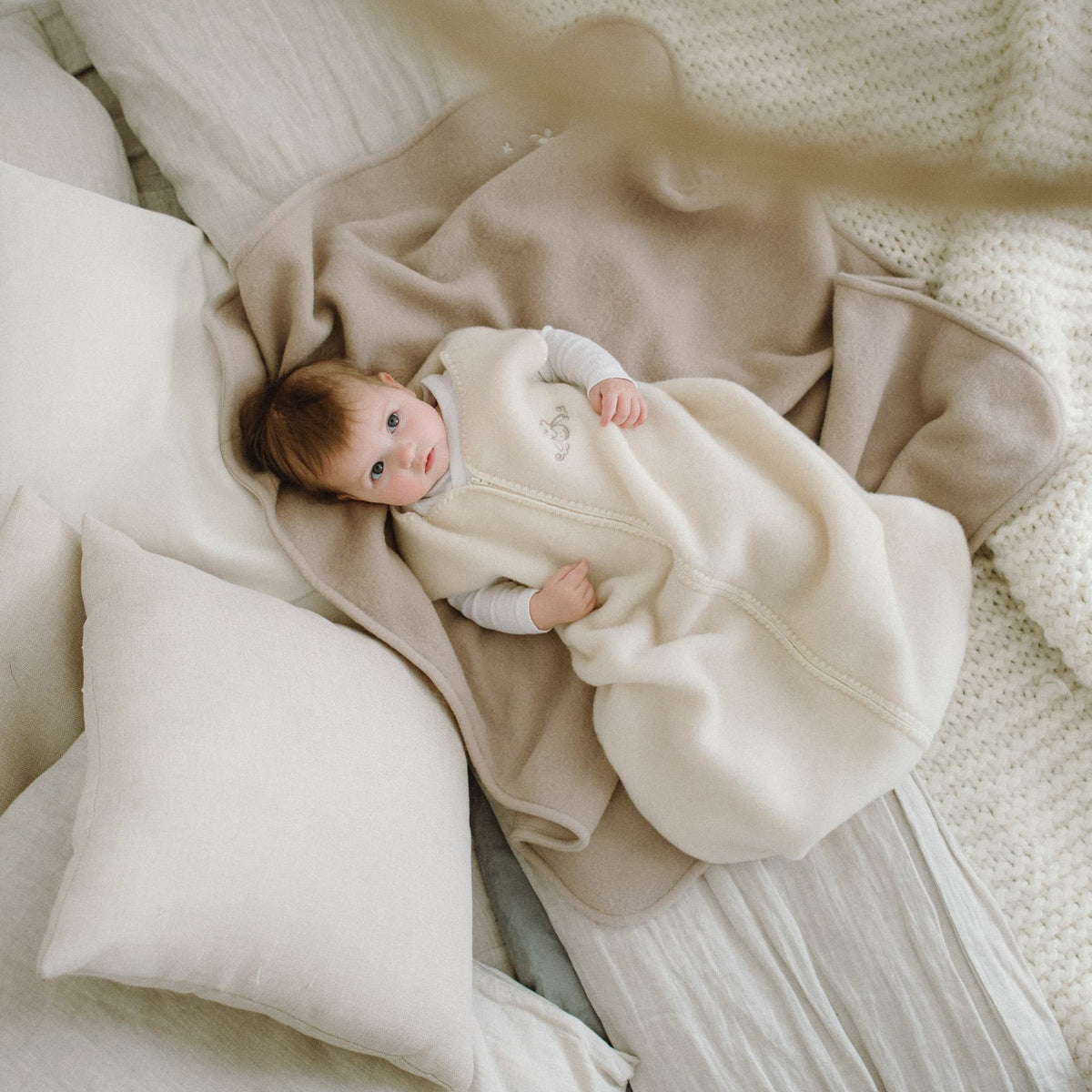 Couverture bébé en mérinos « Mouton » beige