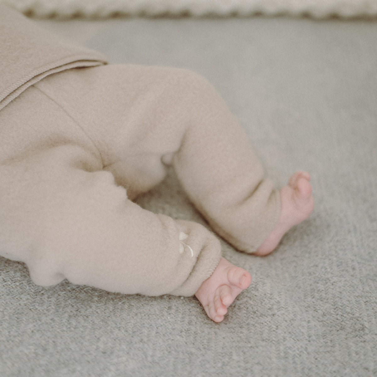 Pantalon bébé « Mouton » avec broderie; beige