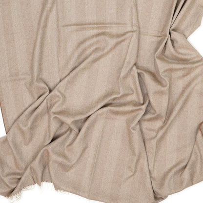 Plaid « Premium Cozy » en alpaga royal – gros plan